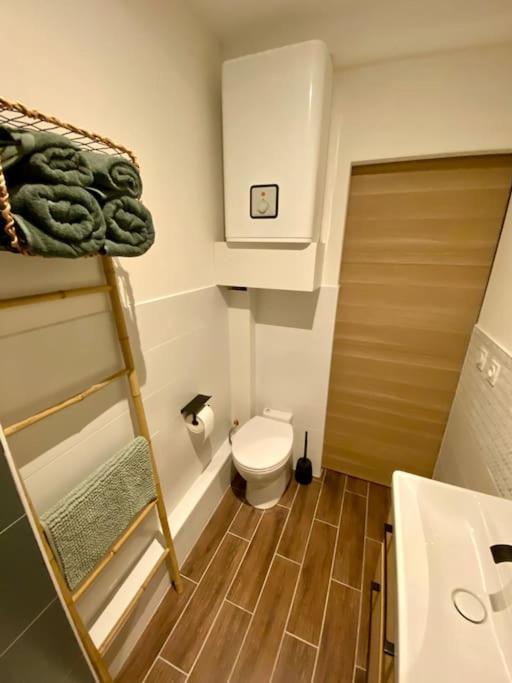 Studio D'Hotes Avec Piscine « Le Clos N°6 » Cormicy Ngoại thất bức ảnh